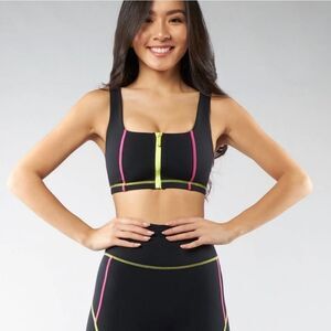 BuffBunny Dive Zip Sports Bra sz XS